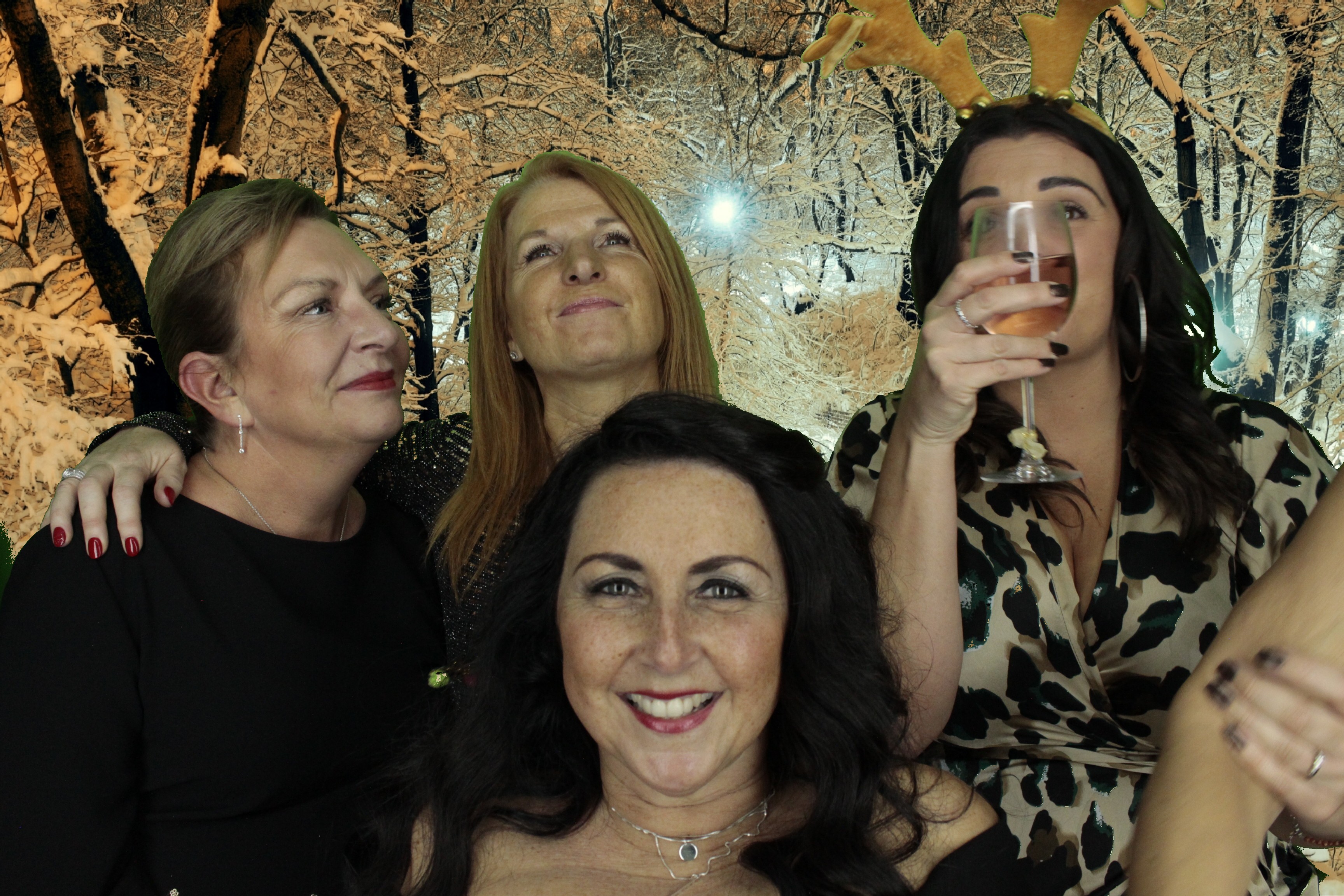 Silvermere Christmas Party | View more photos from the event at gallery.myphotoboothexperience.co.uk/u/MyPhotoBoothExperienceLtd/Silvermere-Christmas-Party-3